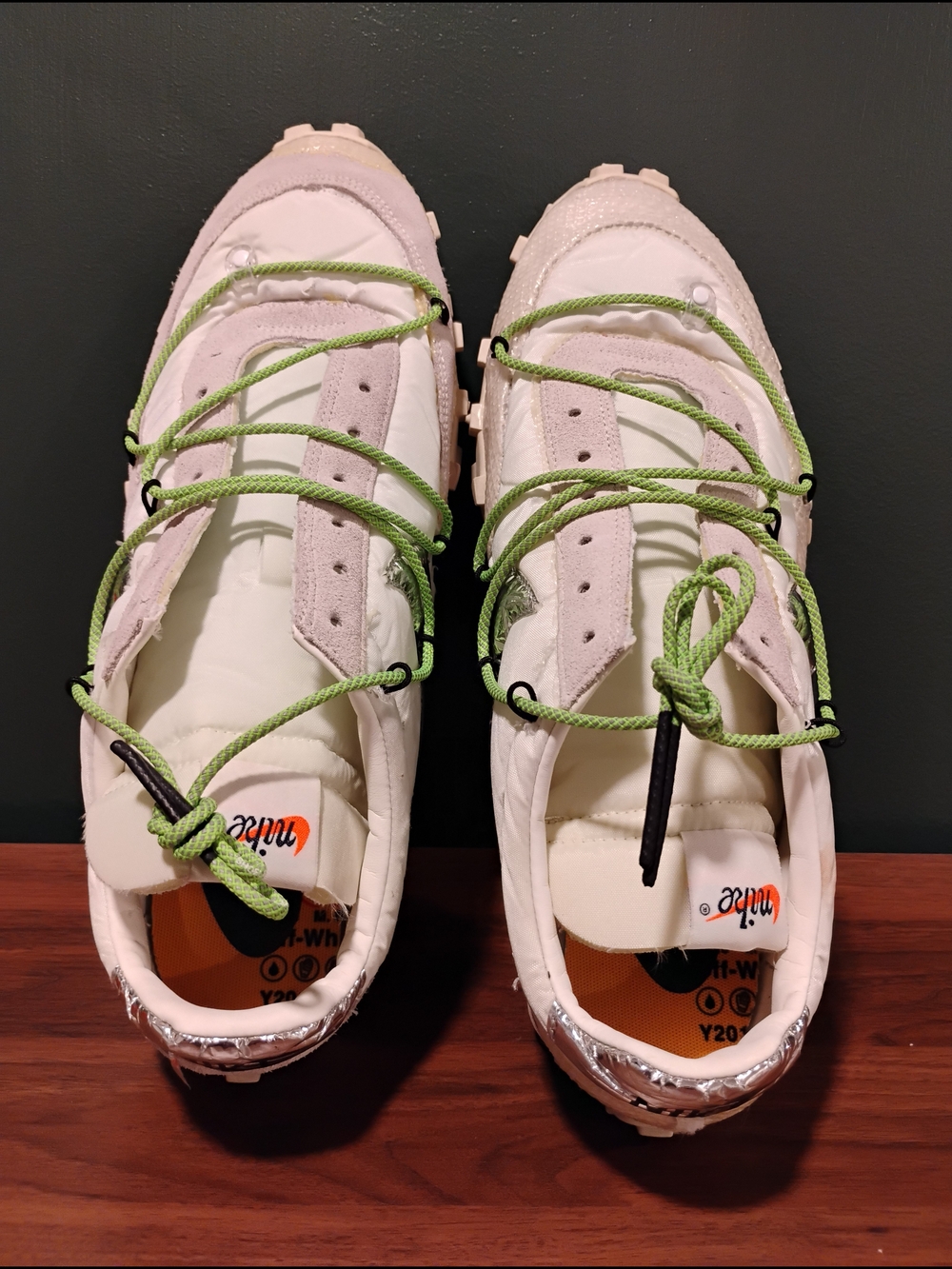 Nike Off-White Waffle Racer - Picture 4 of 9